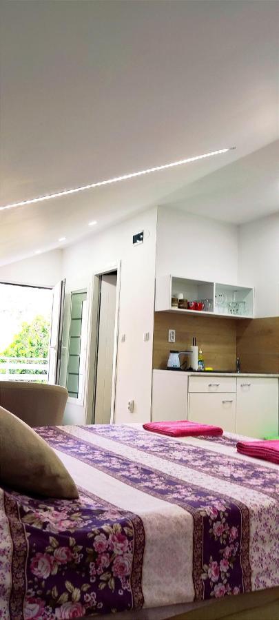 Maslina Rooms Semendria Exterior foto