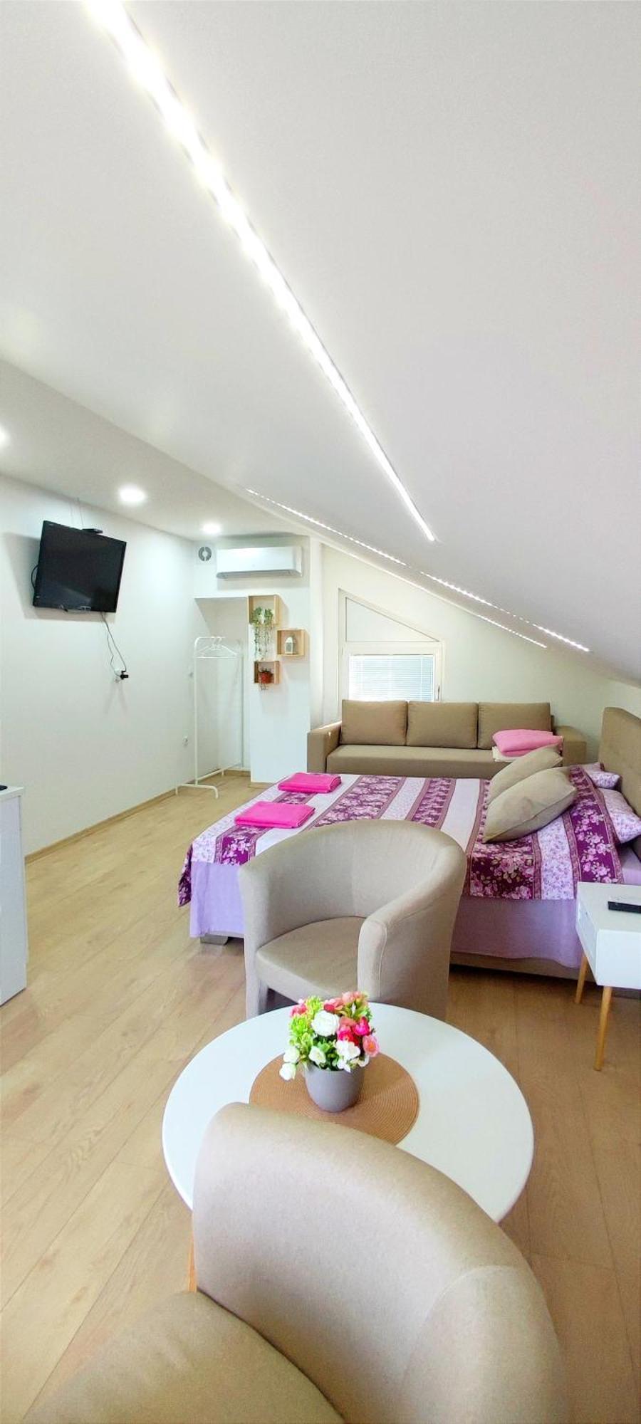 Maslina Rooms Semendria Exterior foto